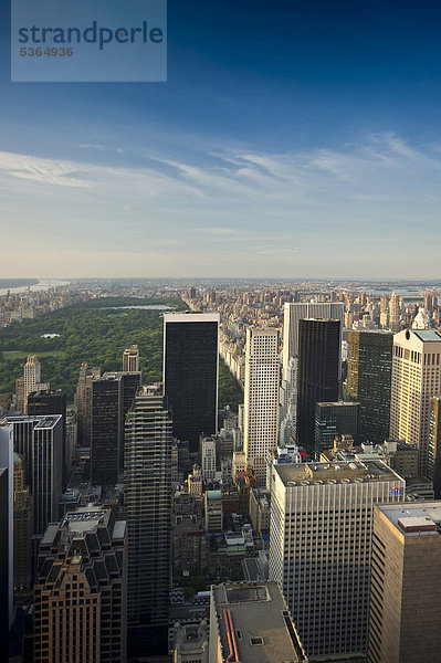 Vereinigte Staaten von Amerika USA aufspüren New York City Terrasse Central Park Manhattan Rockefeller Center