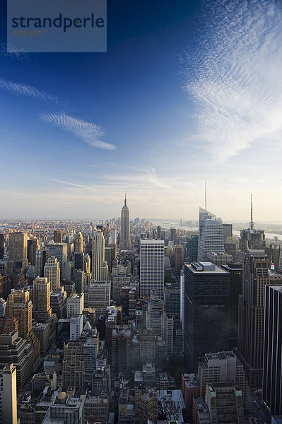 Vereinigte Staaten von Amerika USA aufspüren New York City Terrasse Empire State Building Manhattan Rockefeller Center