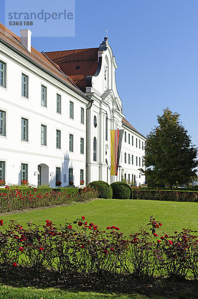 Ehemalige Benediktinerabtei Rott am Inn  Oberbayern  Bayern  Deutschland  Europa