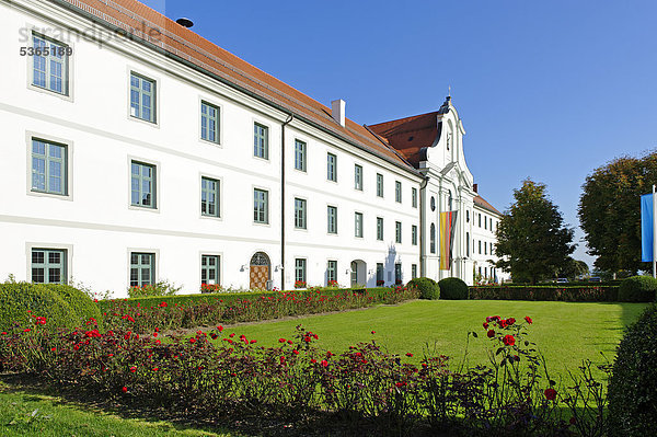 Ehemalige Benediktinerabtei Rott am Inn  Oberbayern  Bayern  Deutschland  Europa