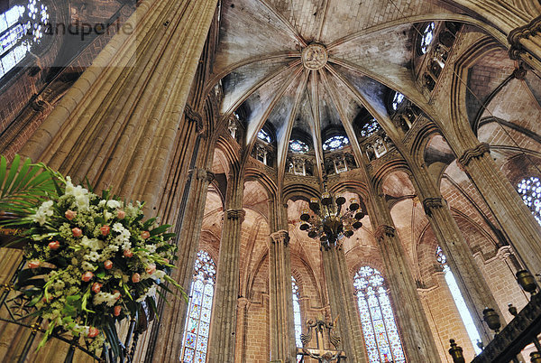 Innenaufnahme  La Catedral de la Santa Creu i Santa Eul‡lia  Gotisches Viertel  Barri GÚtic  Barcelona  Katalonien  Spanien  Europa