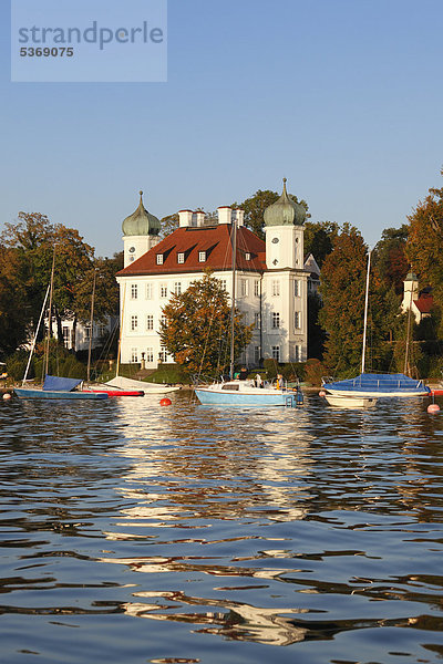 Schloss Ammerland  Graf Pocci-Schloss  Gemeinde Münsing  Starnberger See  Fünfseenland  Oberbayern  Bayern  Deutschland  Europa  ÖffentlicherGrund