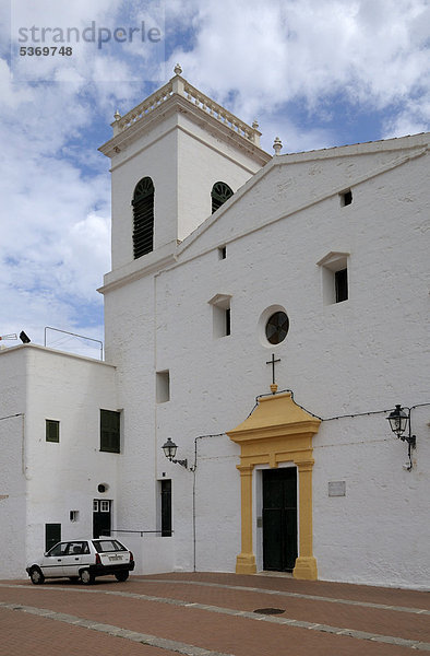 Iglesia de San Martin  Kirche Sankt Martin  Es Mercadal  Menorca  Balearen  Spanien  Europa