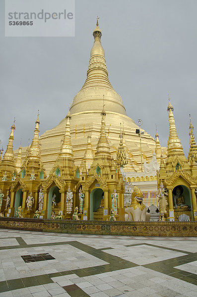 Shwedagon Pagode  Yangoon  Rangun  Myanmar  Birma  Burma  Südostasien  Asien