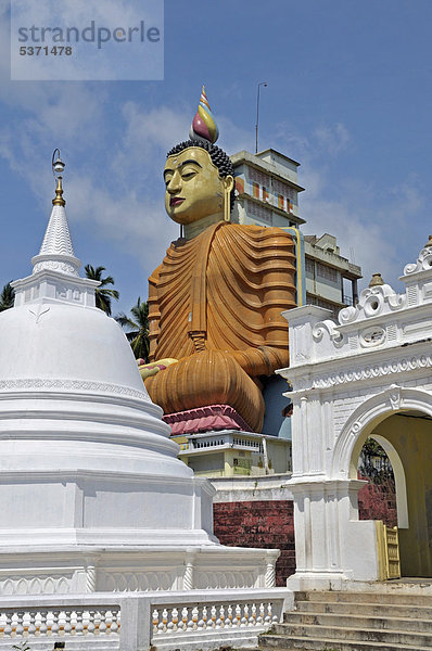 Höchste Buddhastatue von Sri Lanka  Tempel Wewurukannala Vihara  Dikwella  Sri Lanka  Asien  ÖffentlicherGrund