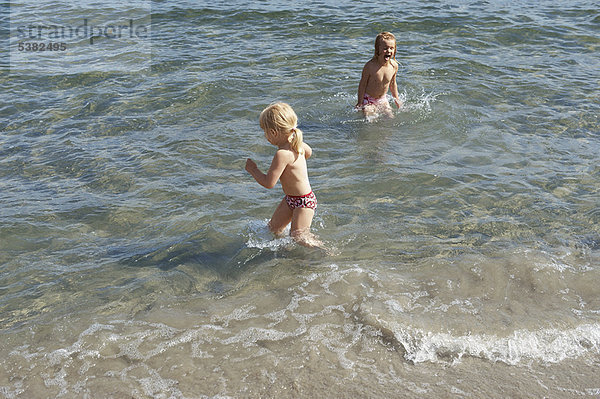 Strand  spielen