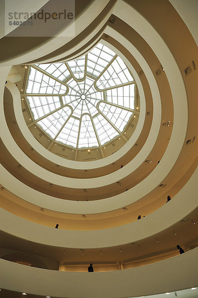 Solomon R.  Guggenheim Museum  Manhattan  New York  USA  USA  America  Spirale  innen