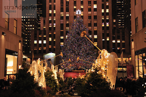 Weihnachten  Dekoration  Rockefeller Plaza  Rockefeller Center  Manhattan  New York  USA  USA  Amerika
