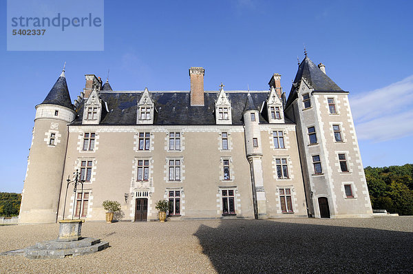 Chateau Montpoupon  Schloss  Museum  Cere-la-Ronde  Loches  Departement Indre-et-Loire  Centre  Frankreich  Europa