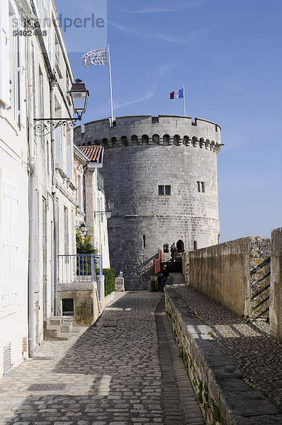 Tour de la Chaine Turm  Hafen  La Rochelle  Departement Charente-Maritime  Poitou-Charentes  Frankreich  Europa  ÖffentlicherGrund