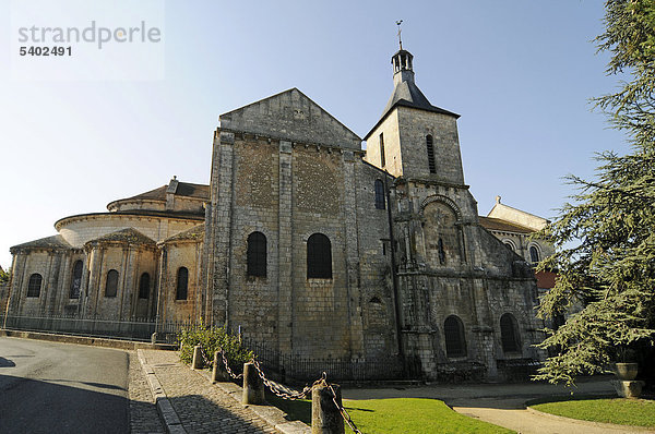 Eglise Saint Hilaire le Grand Kirche  französischer Jakobsweg  Poitiers  Departement Vienne  Poitou-Charentes  Frankreich  Europa  ÖffentlicherGrund