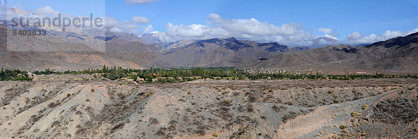 Argentinien  Südamerika  Salta  Chachi  Wüste  Oase  Gebirge  Landschaft