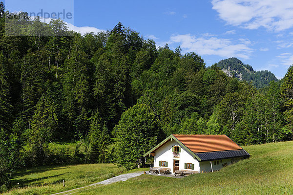 Schronbachhütte im Schronbachtal  im Isarwinkel  bei Lenggries  Oberbayern  Bayern  Deutschland  Europa