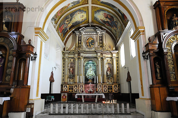 Altarbereich  Kirche La Merced  erbaut um 1762  Leon  Nicaragua  Zentralamerika