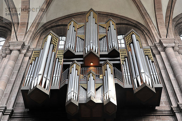 Orgel  Wormser Dom St. Peter  erbaut von 1130 bis 1181  Worms  Rheinland-Pfalz  Deutschland  Europa