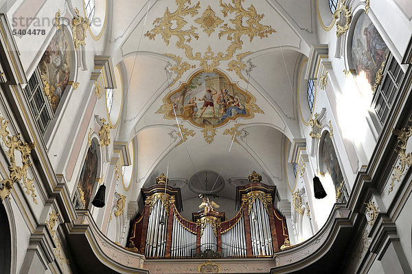 Orgelbereich  Orgel  Kirche St. Peter  Alter Peter  Peterskirche  München  Bayern  Deutschland  Europa