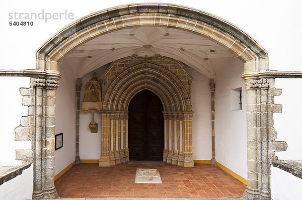 Sao Joao Evangelista Kirchentür  Evora  UNESCO Weltkulturerbe  Alentejo  Portugal  Europa