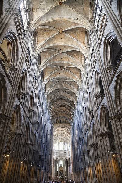 Europa  Frankreich  Rouen  Kathedrale von Rouen  Kathedrale  Kathedralen  Gothic  Interior  Tourismus  Reisen  Urlaub  Urlaub