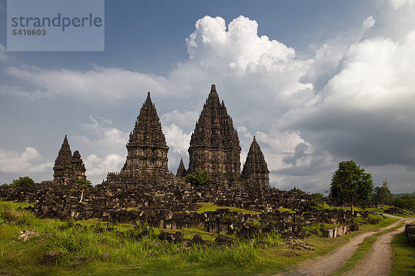 Indonesien  Asien  in der Nähe von Jogjakarta  Yogyakarta  Stadt  Prambanan  Tempel  Erbe von Welt  Tempel  Hindu  Religion  Unesco  java