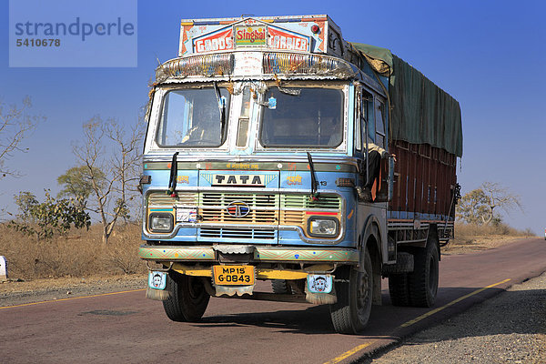 Asien  Asien  Indien  indische  Südasien  South Asian  Subkontinent  touristische Attraktion  traditionell  Reisen  Reiseziele  Welt Standorte  Road  Sagar  Auto  LKW  Verkehr