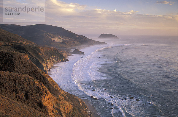 Meer  Klippen  Sea Stacks  Big Sur  Pazifik-Küste Nebel  Kalifornien  USA  USA  Amerika