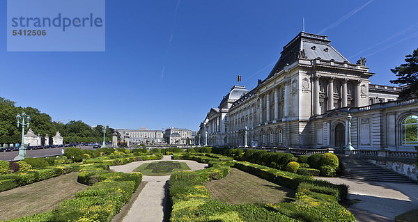 Der Königliche Palast  Koninklijk Paleis  Palais Royal  im Zentrum der belgischen Hauptstadt Brüssel  Brüssel  Brabant  Belgien  Europa