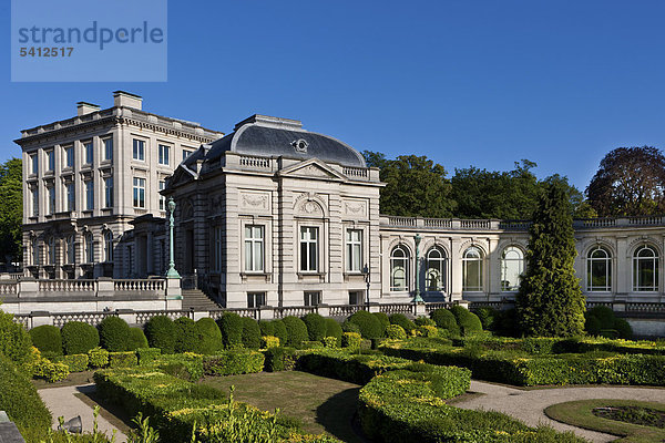 Der Königliche Palast  Koninklijk Paleis  Palais Royal  im Zentrum der belgischen Hauptstadt Brüssel  Brabant  Belgien  Europa