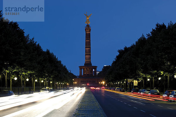 Siegessäule  Nachtaufnahme  Berlin  Deutschland  Europa