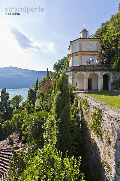 Kapelle San Carlo bei der Kirche Santa Maria del Sasso  Morcote  Luganer See  Luganersee  Lago di Lugano  Tessin  Schweiz  Europa
