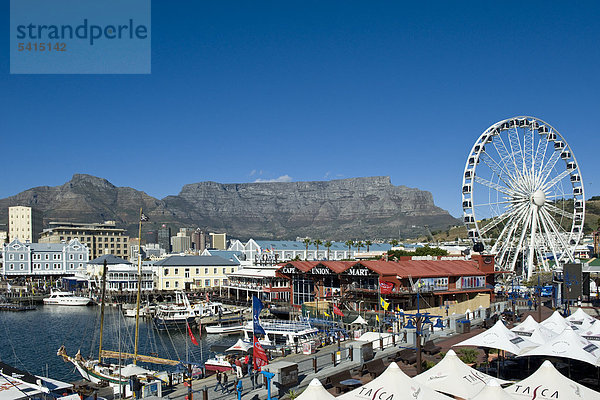 Tafelberg und Riesenrad  Kapstadt  Westkap  Südafrika