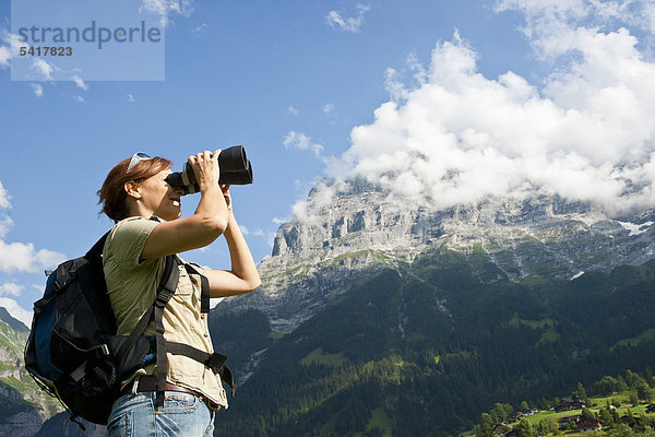 Wandern in den Schweizer Bergen  Berner Oberland  Grindelwald  Schweiz  Europa