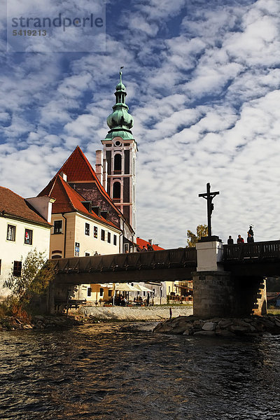 Sankt Jost Kirche an der Moldau in Cesky Krumlov  Böhmisch Krumau  UNESCO Weltkulturerbe  Südböhmen  Böhmen  Tschechien  Europa