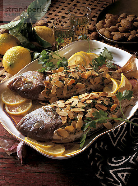 Fisch mit Tahin  Algerien  Rezept gegen Gebühr erhältlich