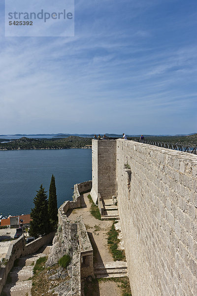 Die Burg von Sibenik  Mitteldalmatien  Dalmatien  Adriaküste  Kroatien  Europa  ÖffentlicherGrund