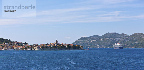 Europa sehen Stadt Geschichte Schiff Kreuzfahrtschiff Königin Kroatien Dalmatien Korcula rechts