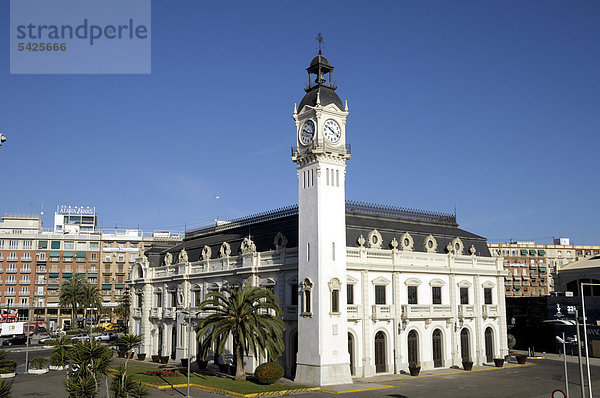 Hafengebäude  Valencia  Spanien  Europa