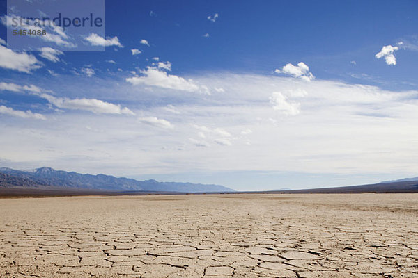 Gebrochene Erde im Death Valley  Kalifornien