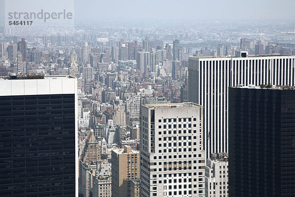 Der Blick über Manhattan  verschwommener Himmel