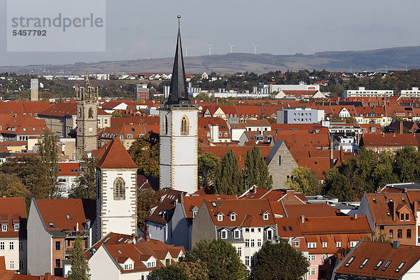 Blick über die Dächer der Altstadt  Nicolaiturm  Erfurt  Thüringen  Deutschland  Europa