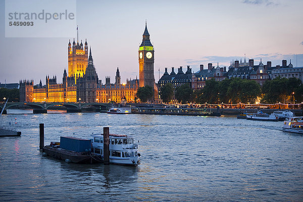 Fluss Themse  Big Ben  Häuser des Parlaments  Palast von Westminster  London  England  Großbritannien  Europa