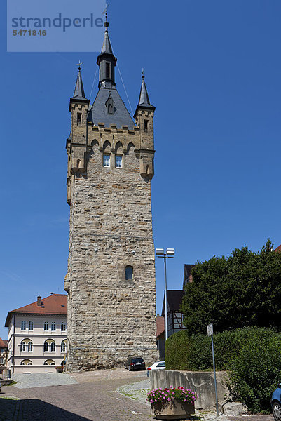 Der Blaue Turm  westlicher Bergfried der ehemaligen Stauferpfalz  Altstadt Bad Wimpfen  Neckartal  Baden-Württemberg  Deutschland  Europa  ÖffentlicherGrund