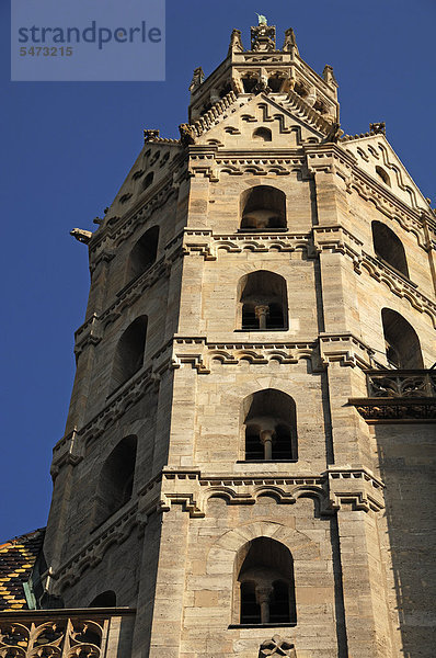 Heidenturm  romanisch  13. Jhd.  am Stephansdom  Stephansplatz  Wien  Österreich  Europa