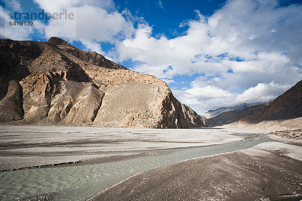 Getrocknete Flusstal in Nepal