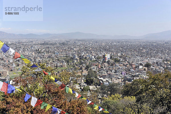 Blick über Kathmandu  Kathmandutal  Nepal  Südasien