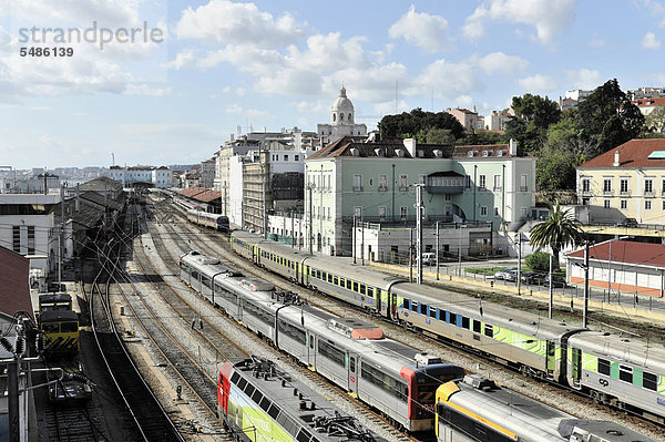 Gleisanlagen  Bahnhof Lissabon  Fernbahnhof  Santa ApolÛnia eröffnet 1865  Lissabon  Lisboa  Portugal  Europa