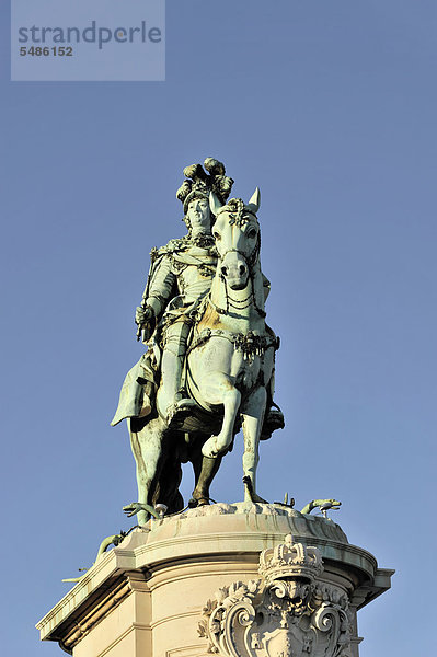 Reiterstatue von König Dom JosÈ I  Praca do ComÈrcio  Lissabon  Portugal  Europa
