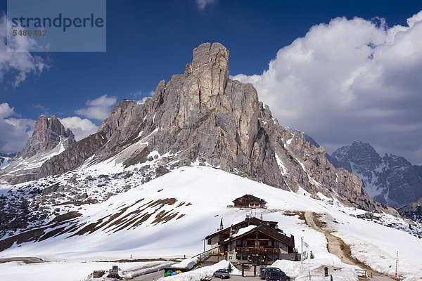 Passo Giau und Averau Gipfel  Dolomiten  Italien  Europa