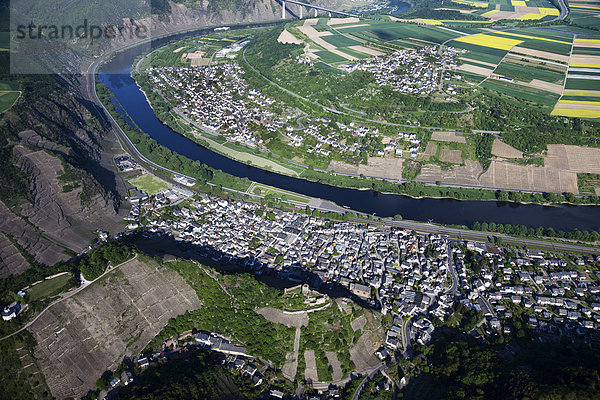 Luftbild  Kobern-Gondorf an der Mosel und die Niederburg  Rheinland-Pfalz  Deutschland  Europa