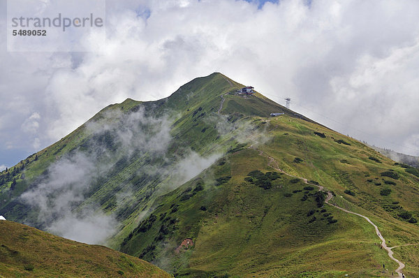 Wanderweg von der Bergstation Kanzelwandbahn zum Fellhorn  Allgäuer Alpen  Bayern  Deutschland  Europa  ÖffentlicherGrund