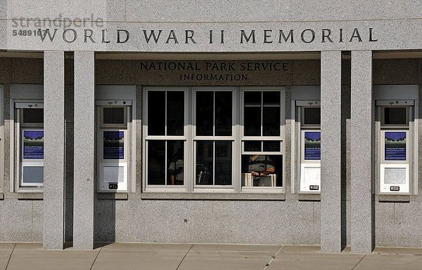 Informationsbüro des National Park Service  Betreiber des National World War II Memorial  WWII Memorial  auch Second World War Memorial  Gedenkstätte Zweiter Weltkrieg  Washington DC  District of Columbia  Vereinigte Staaten von Amerika  USA  ÖffentlicherGrund